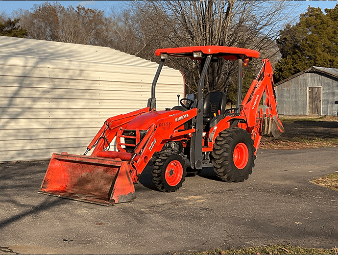 Kubota B26